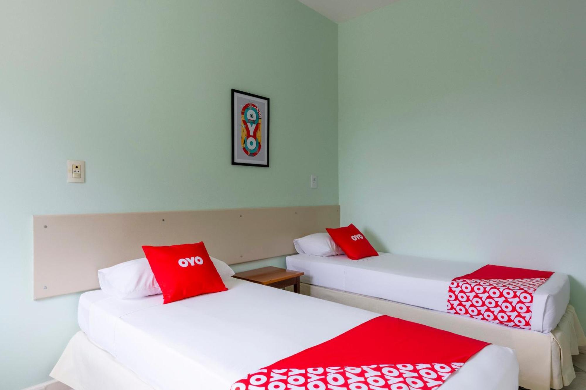 Oyo Hotel Cosmopolis, Sao Paulo Екстериор снимка